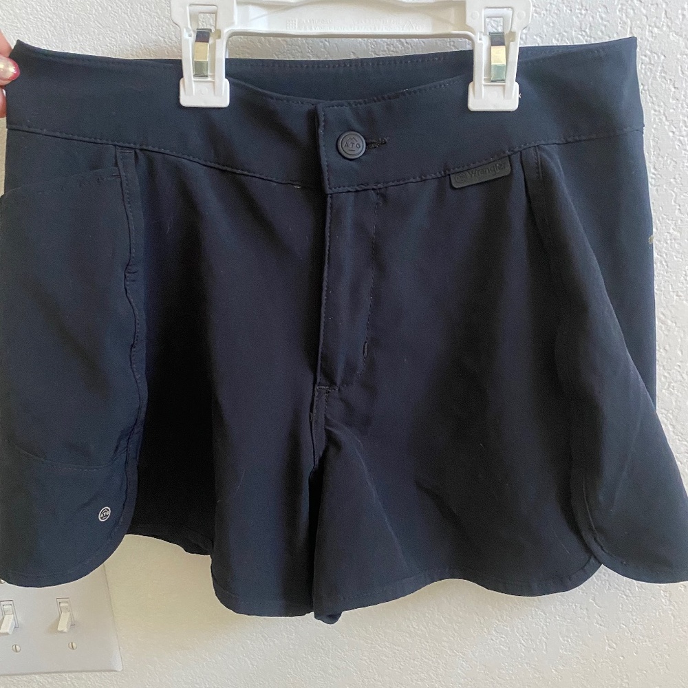 Wrangler ATG women’s short